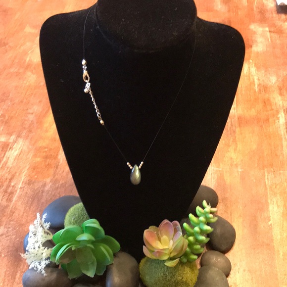 Floating Labradorite Necklace - Picture 2 of 3
